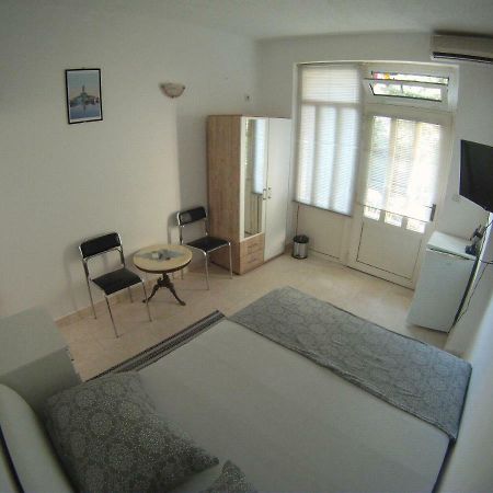 Salona Suite Bagian luar foto